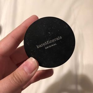 Bare minerals original in FAIRLY LIGHT 03